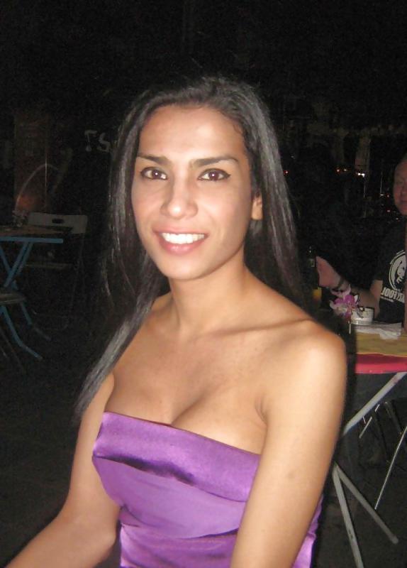 25P Bangkok Ladyboy Nam