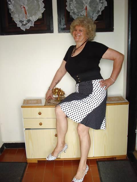 25P Stefi - Mature Slut Part 2