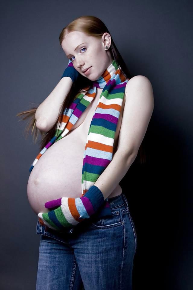 25P Pregnant chics non nude