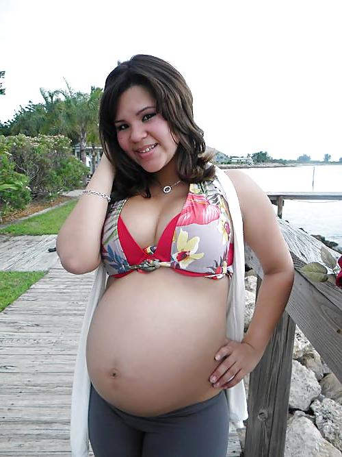 25P Pregnant chics non nude