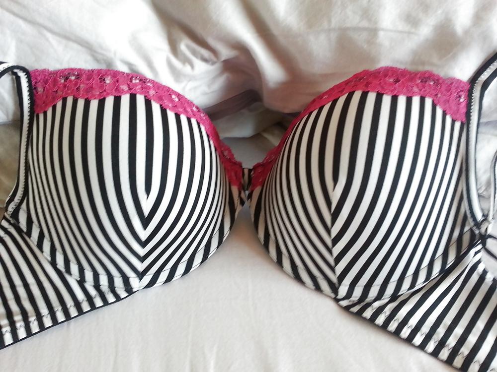 25P Bhtjes en slipjes van me sletje 