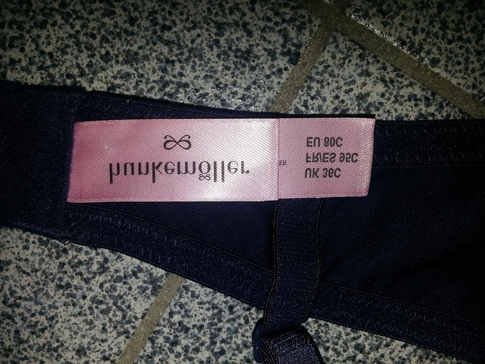 25P Bhtjes en slipjes van me sletje 