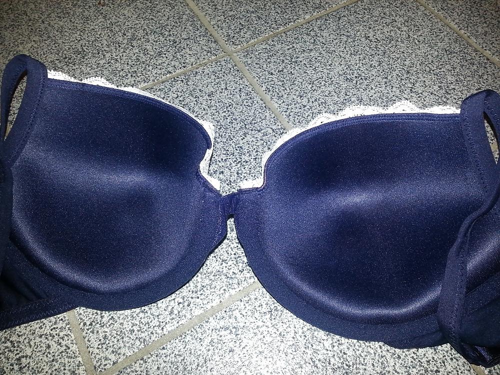 25P Bhtjes en slipjes van me sletje 