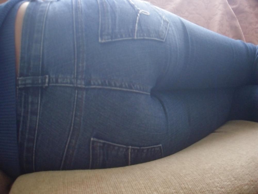 25P Ximena dormida manoseada - ass groping