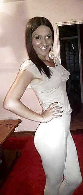 25P Balkan babes in yoga pants