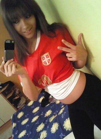 25P Balkan babes in yoga pants