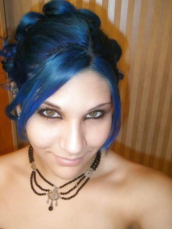 25P My Sexy Friend - THIS ISNT ME