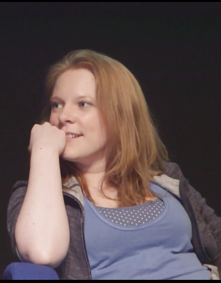 15P Hannah Rutherford from the yogscast 