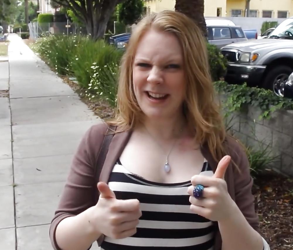 15P Hannah Rutherford from the yogscast 