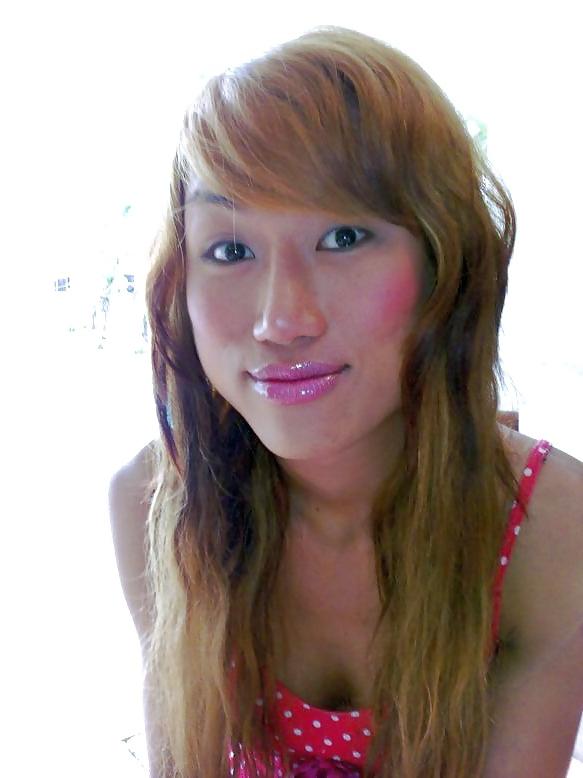 25P Ladyboy Pond from Pattaya