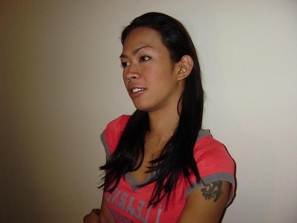 25P Ladyboys in daily life - part 08