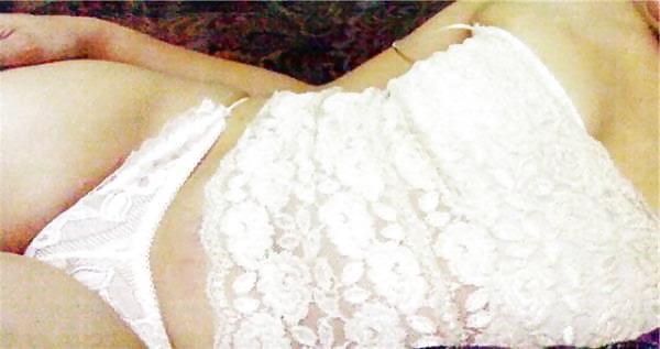 25P Horny and shy mature THAI lady