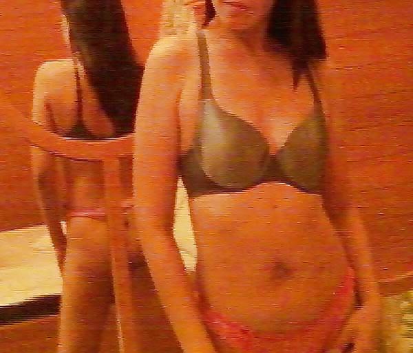 25P Horny and shy mature THAI lady