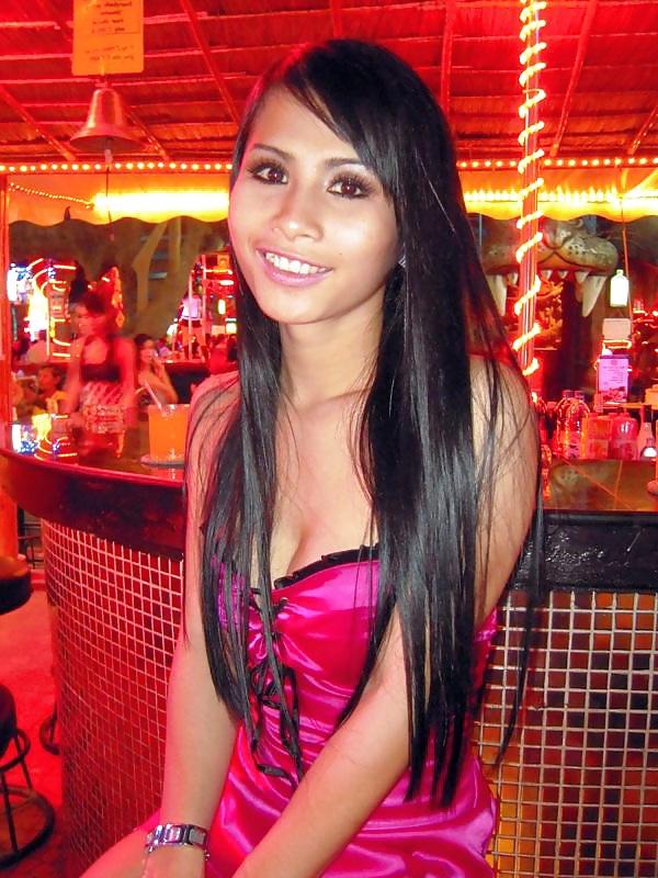 25P Phuket Ladyboy Bombay