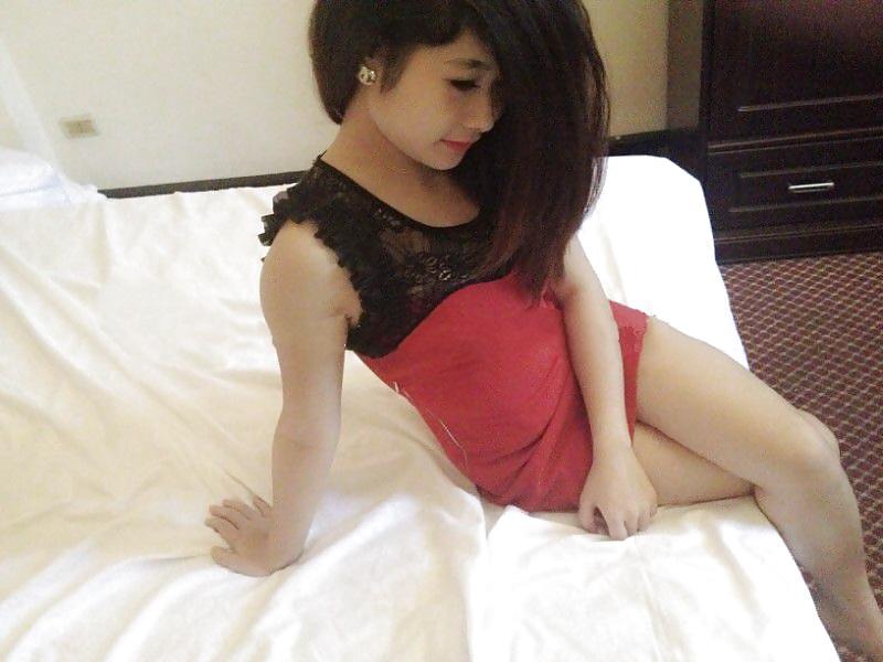 10P Viet Nam gai goi cave Miu Miu