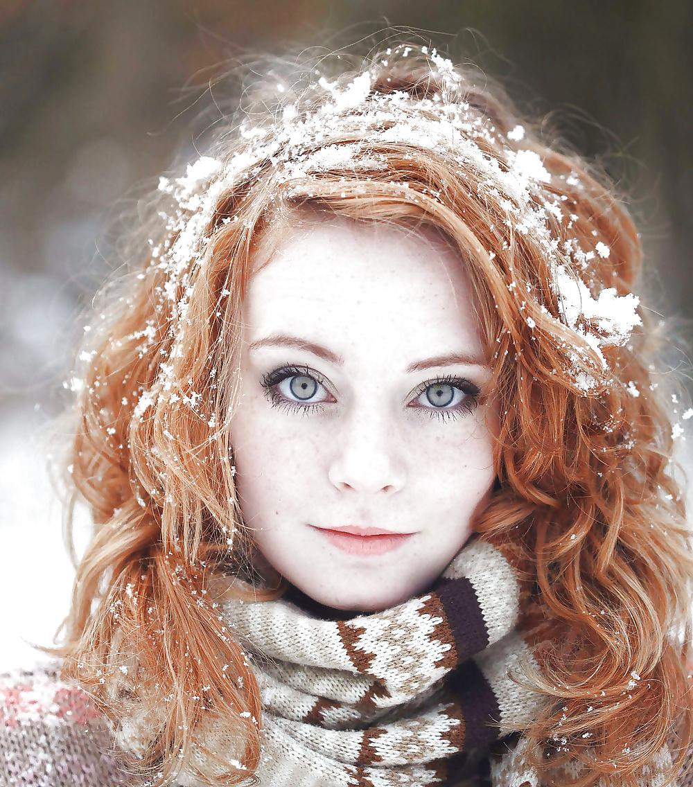 17P Redhead (no nude)