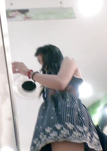 22P Upskirt february 2011