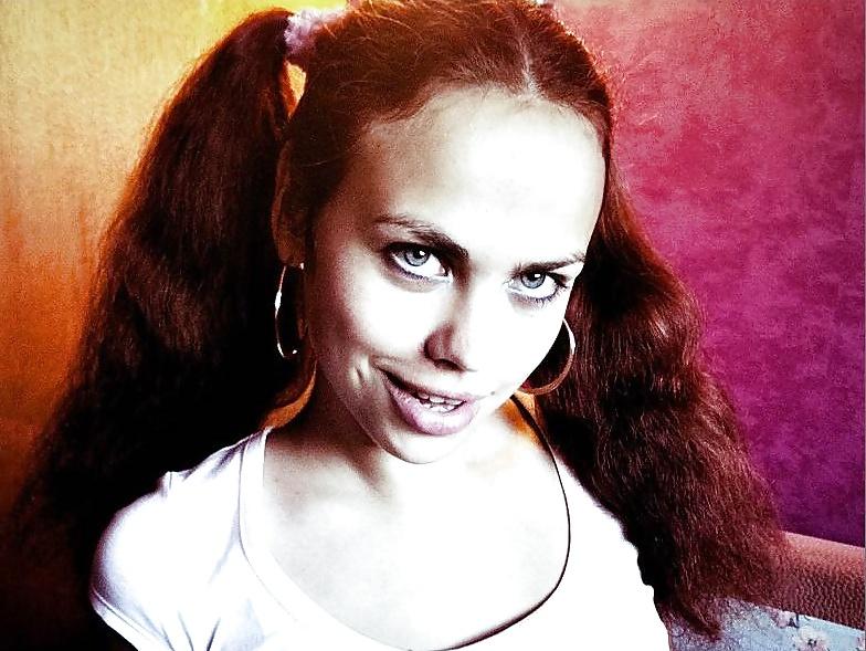 25P Beautiful skinny russian camgirl
