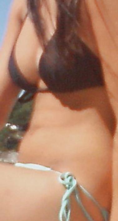 25P Closeup tight teen brunette horny with tight butt pussy tits