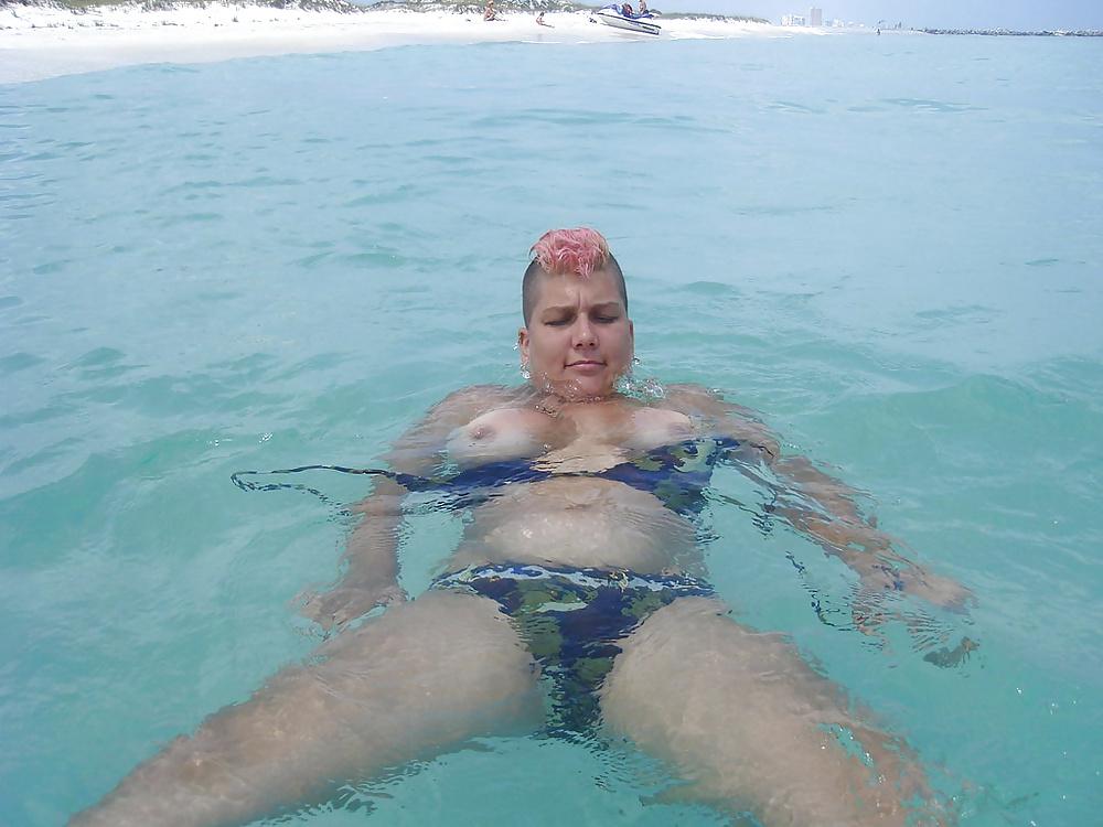 10P Vacation on the beach