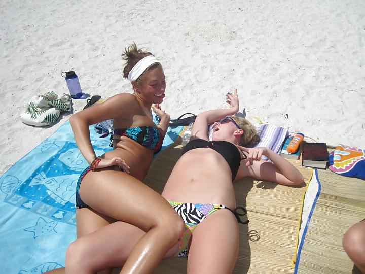 25P Facebook teen babes 5 - bikini sorority spring break!
