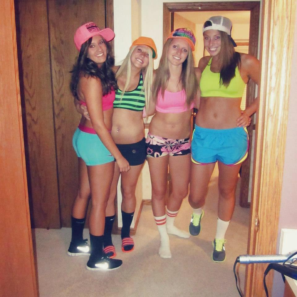 25P Facebook teen babes 5 - bikini sorority spring break!