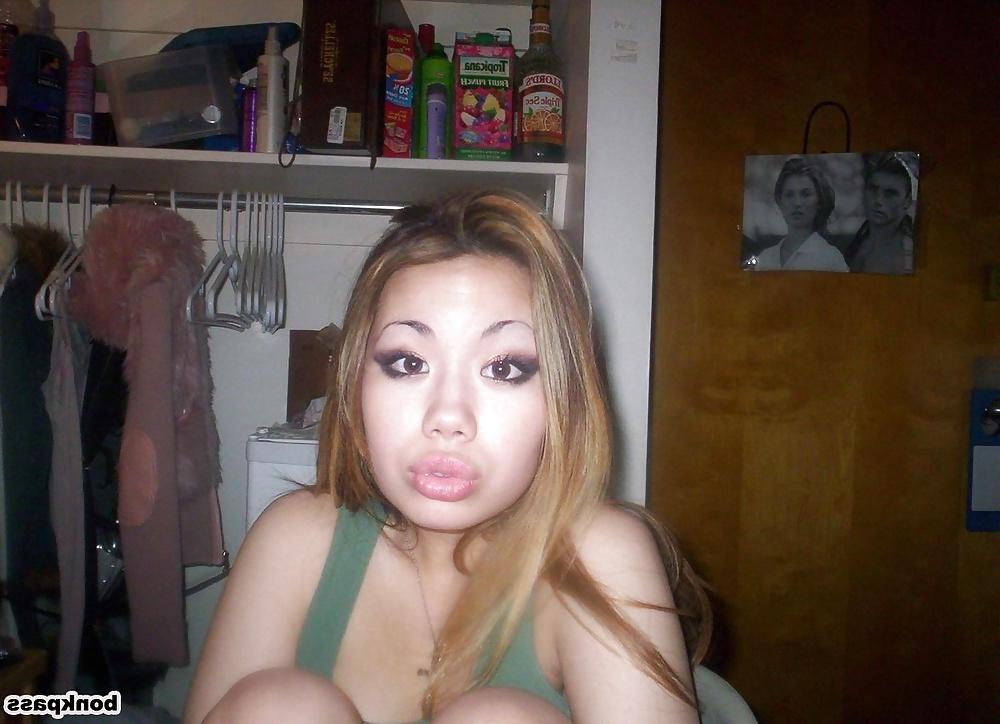 25P Amazing Asian Teen