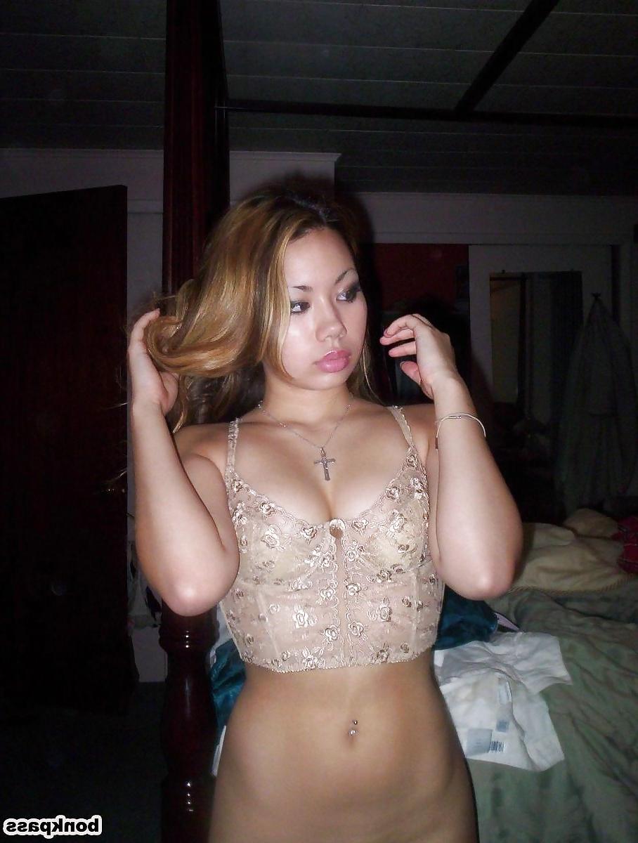 25P Amazing Asian Teen