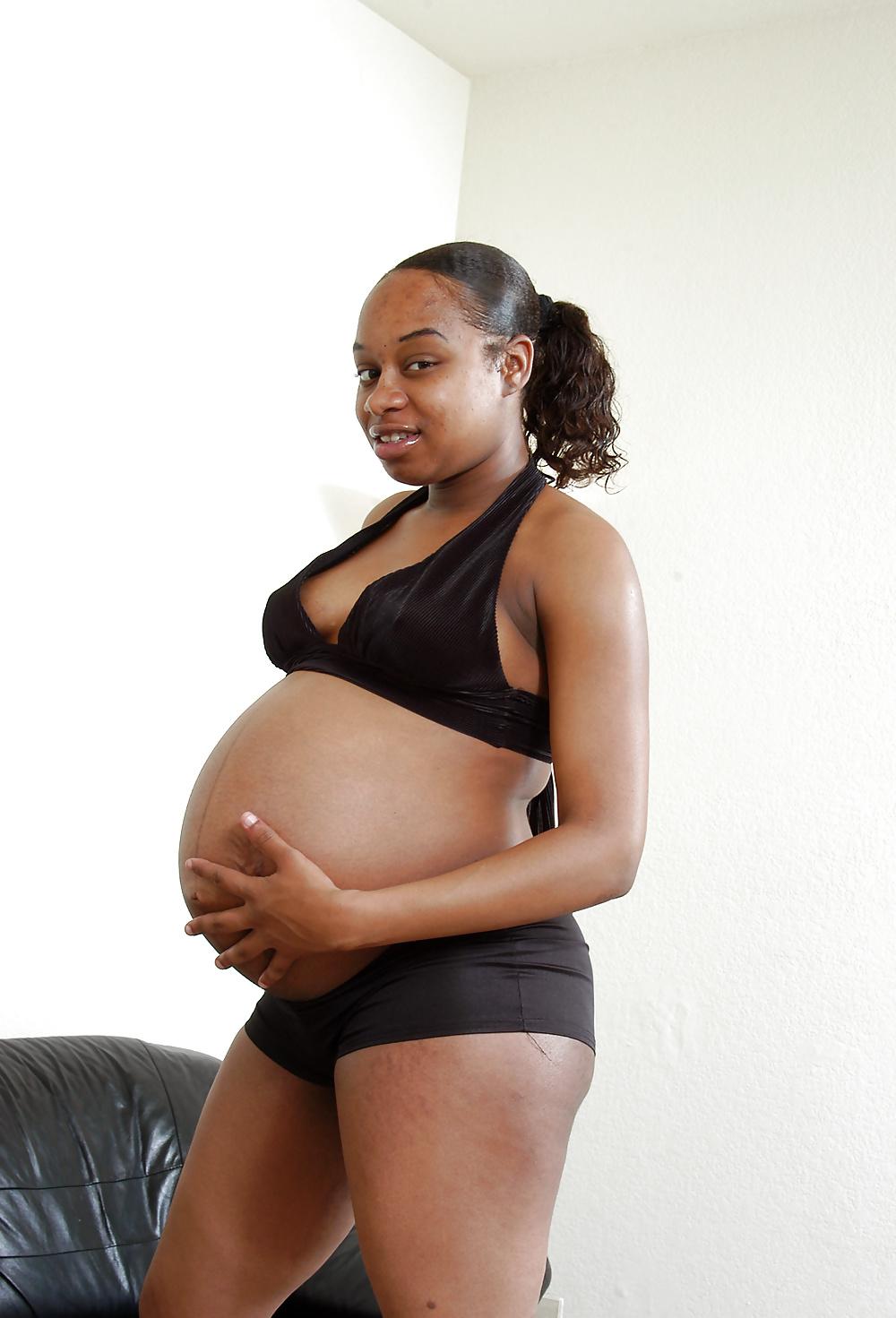 25P Sexy Pregnant Ebony Teen 1