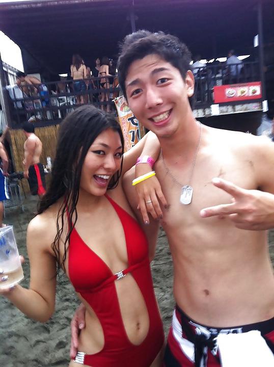 24P Exotic looking asian girl