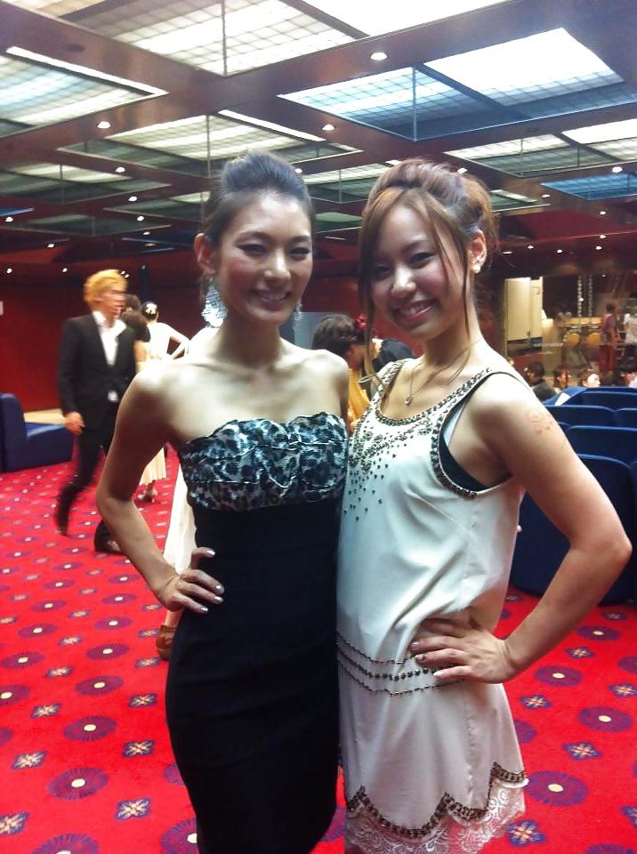 24P Exotic looking asian girl