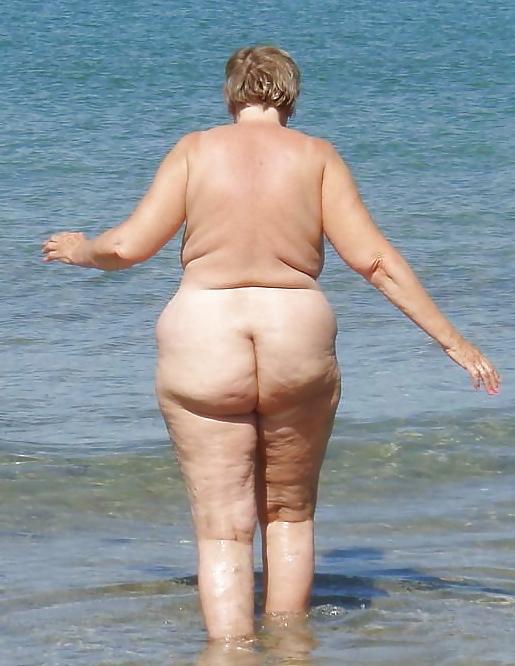 10P Mature Lady Jill