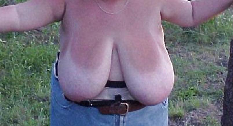 15P Which of those old bbw boobs do you like most?