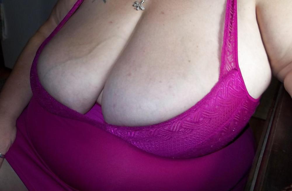 15P Which of those old bbw boobs do you like most?