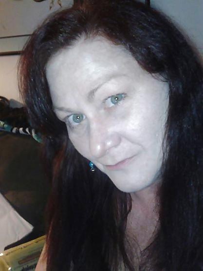 25P Michelle, 52 Jahre alte Dame, Nylons und Heels