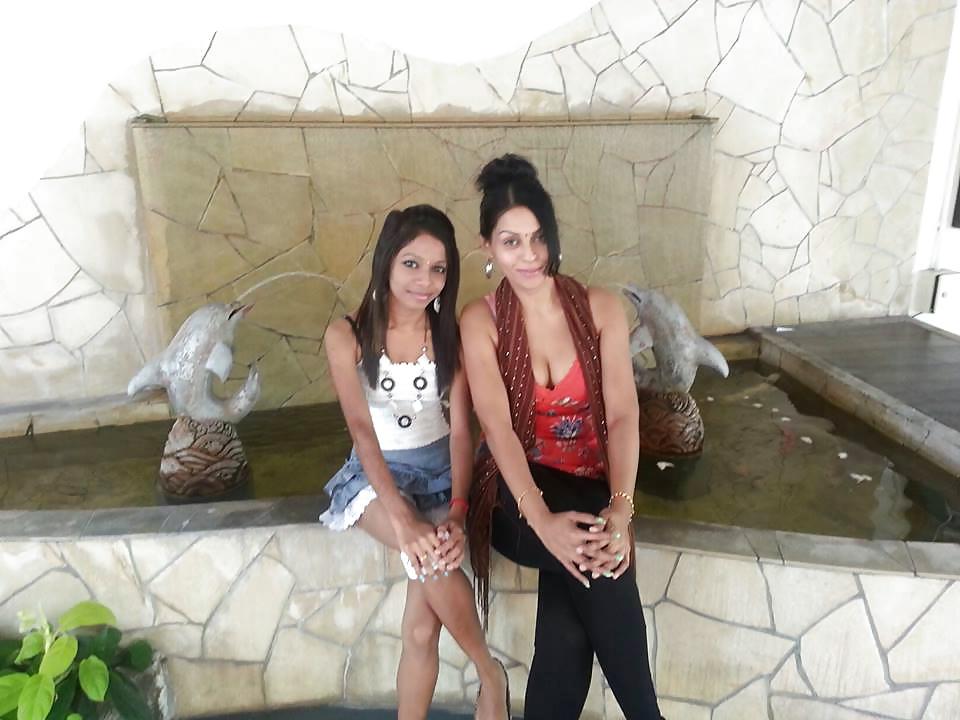 7P Malaysia Hot Aunty