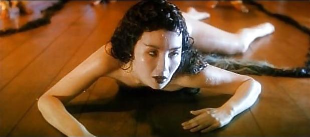 15P Maggie Cheung