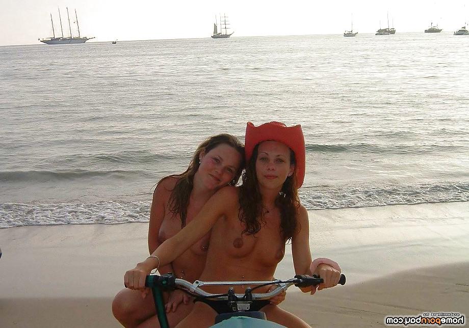 19P Our lesbian vacation