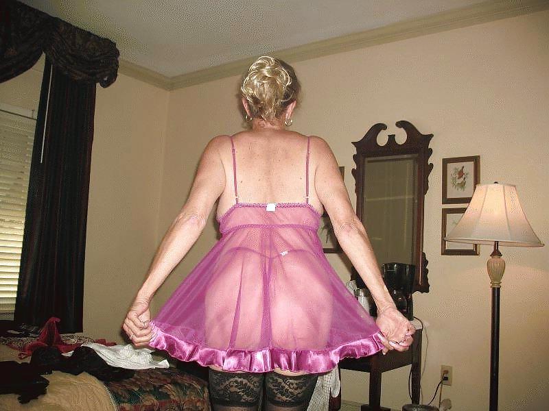 7P Mature Lady Claudia