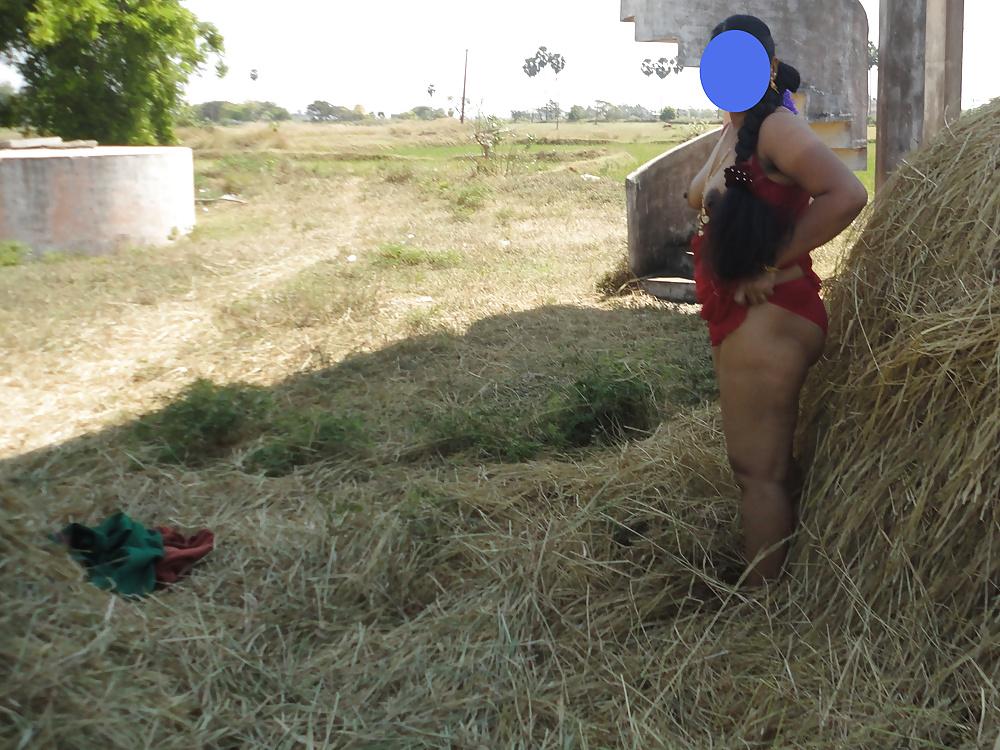 11P Outdoor busty tamil aunty