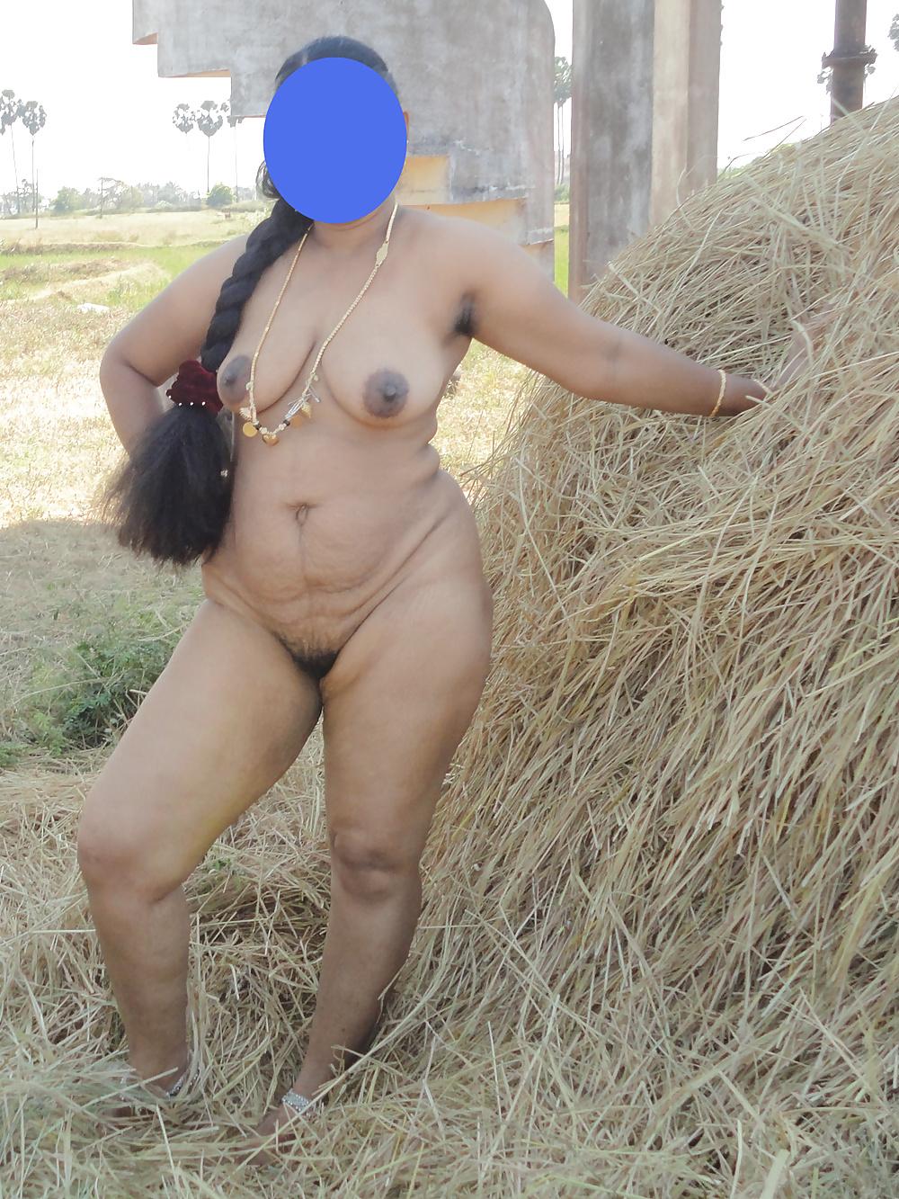 11P Outdoor busty tamil aunty