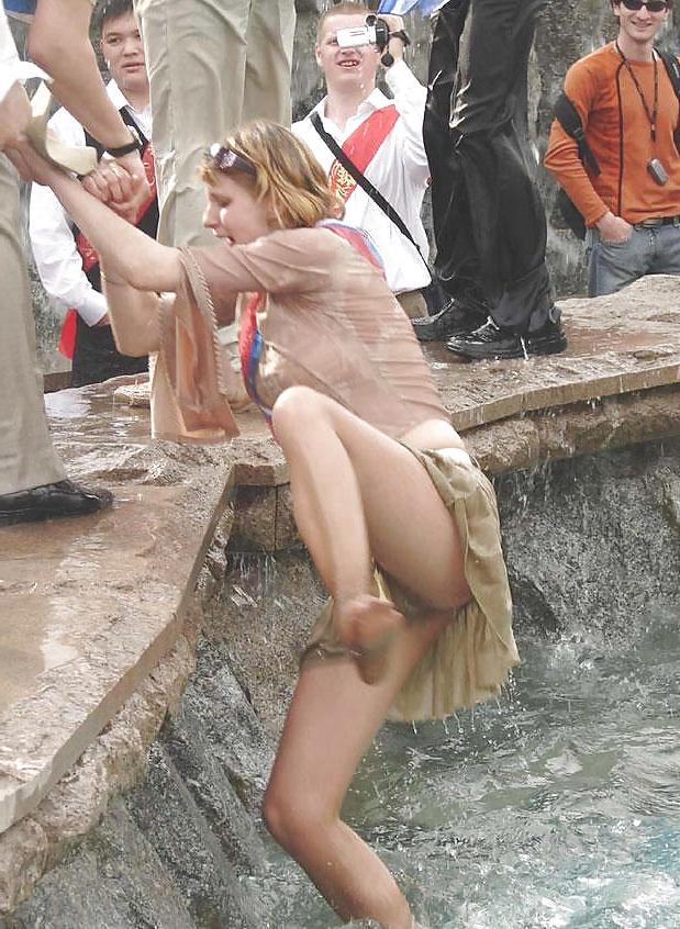 21P Upskirt 3