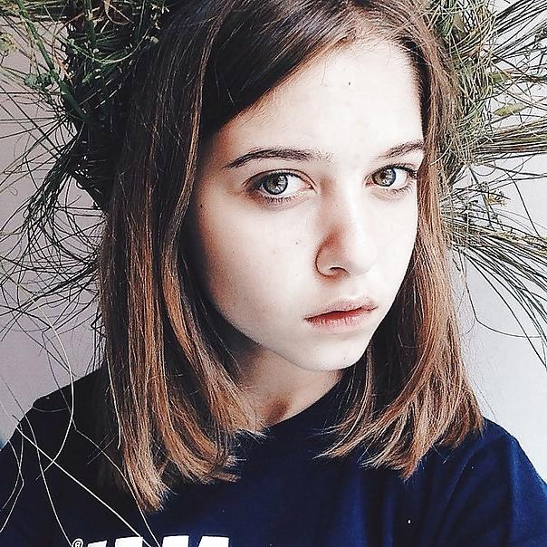 25P Russischer Teenager