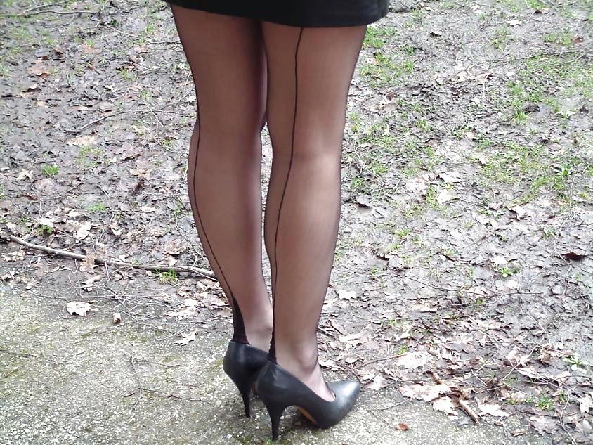 23P Hotlegs-lady stephanie 23