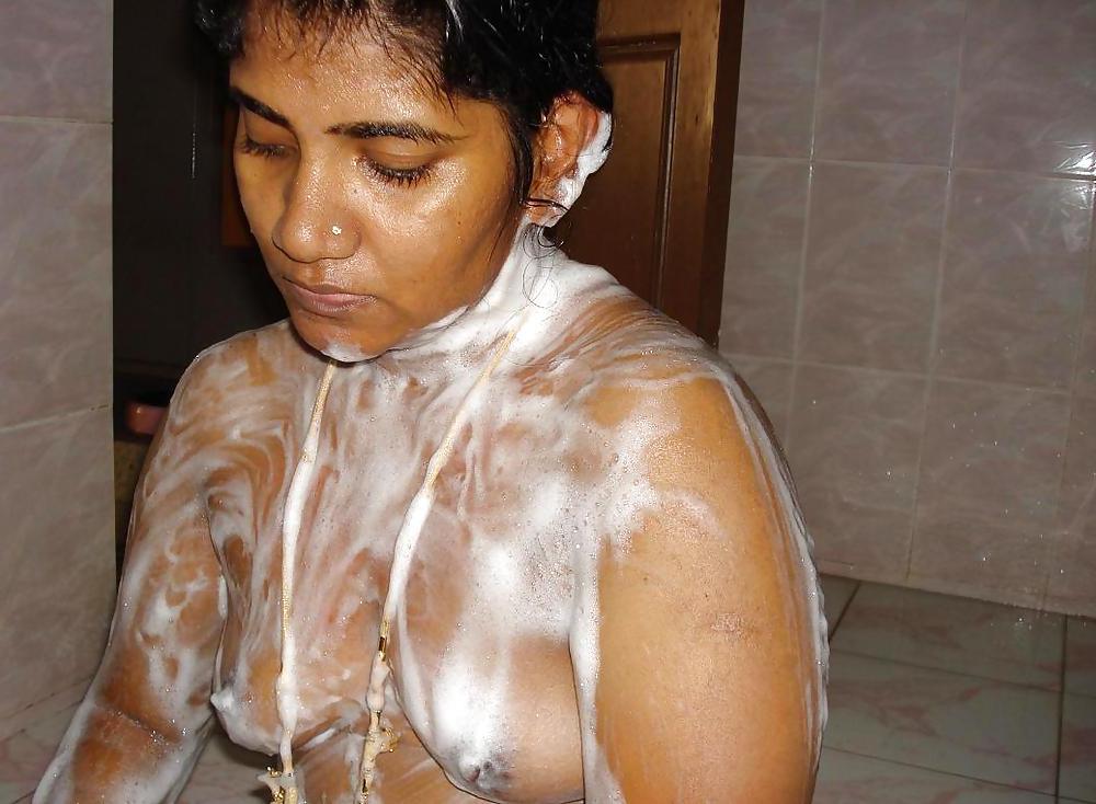 25P Indian tamil aunty 