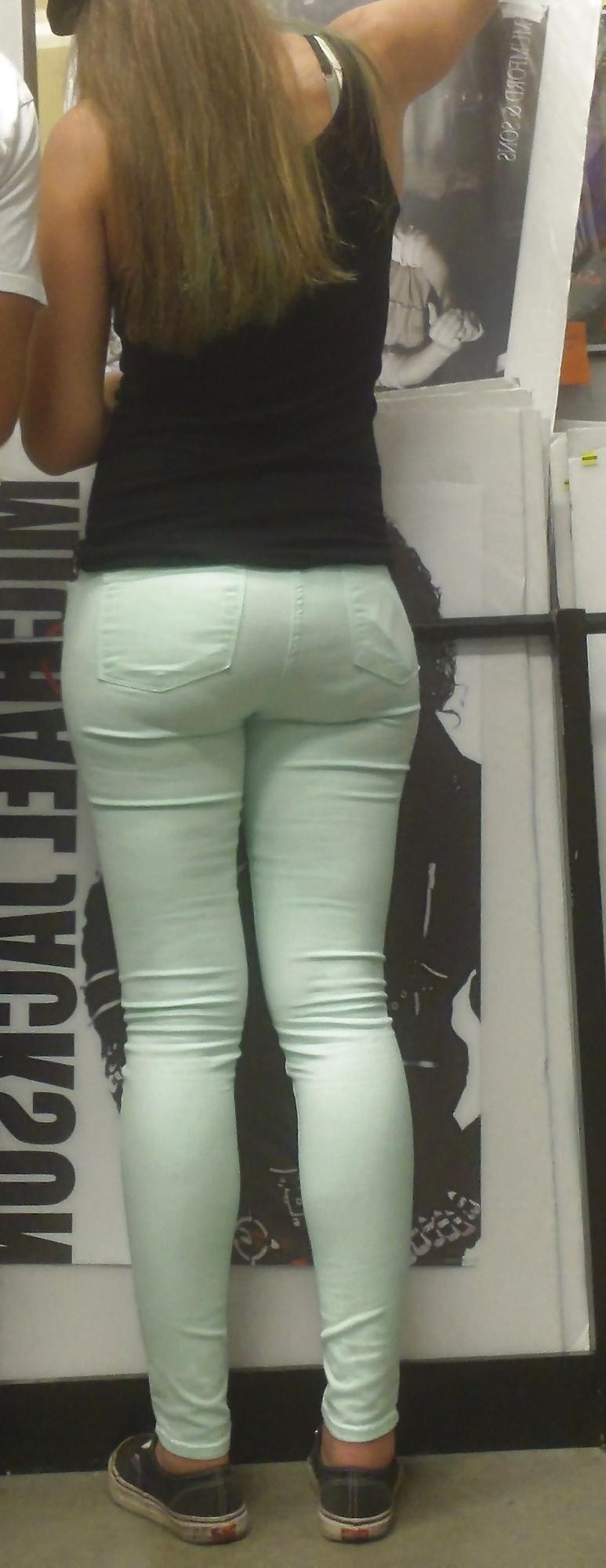 25P Popular teen girls ass & butt in jeans Part 5