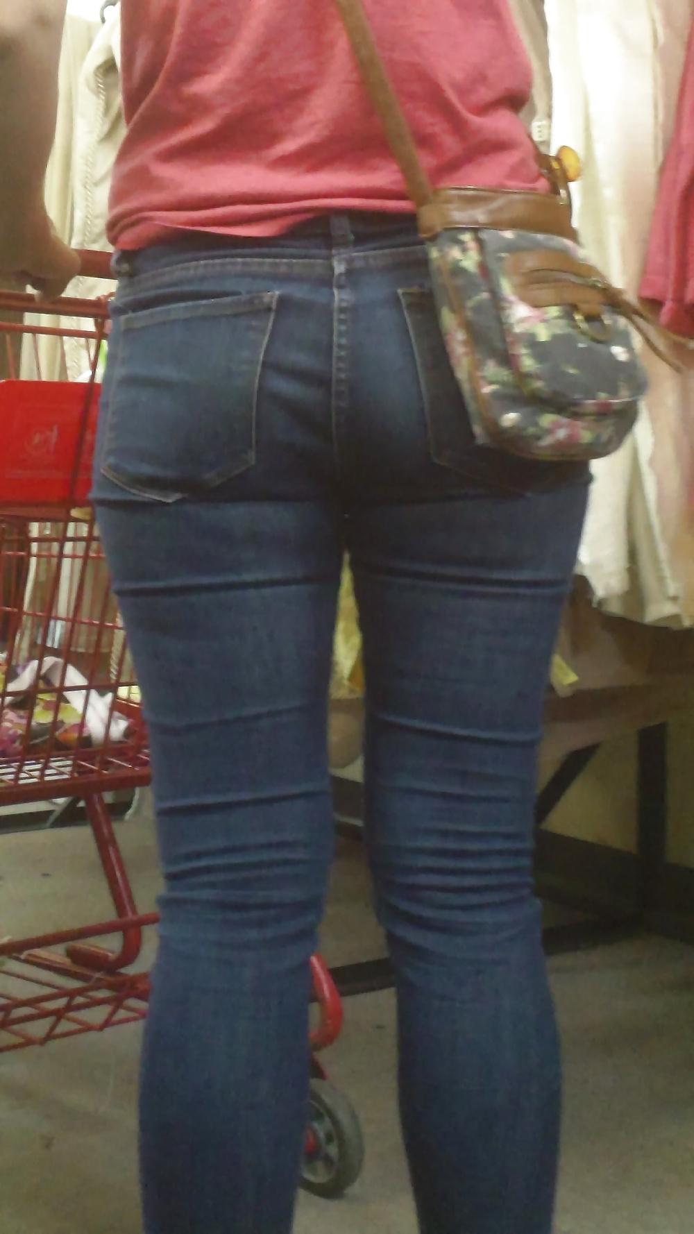 25P Popular teen girls ass & butt in jeans Part 5