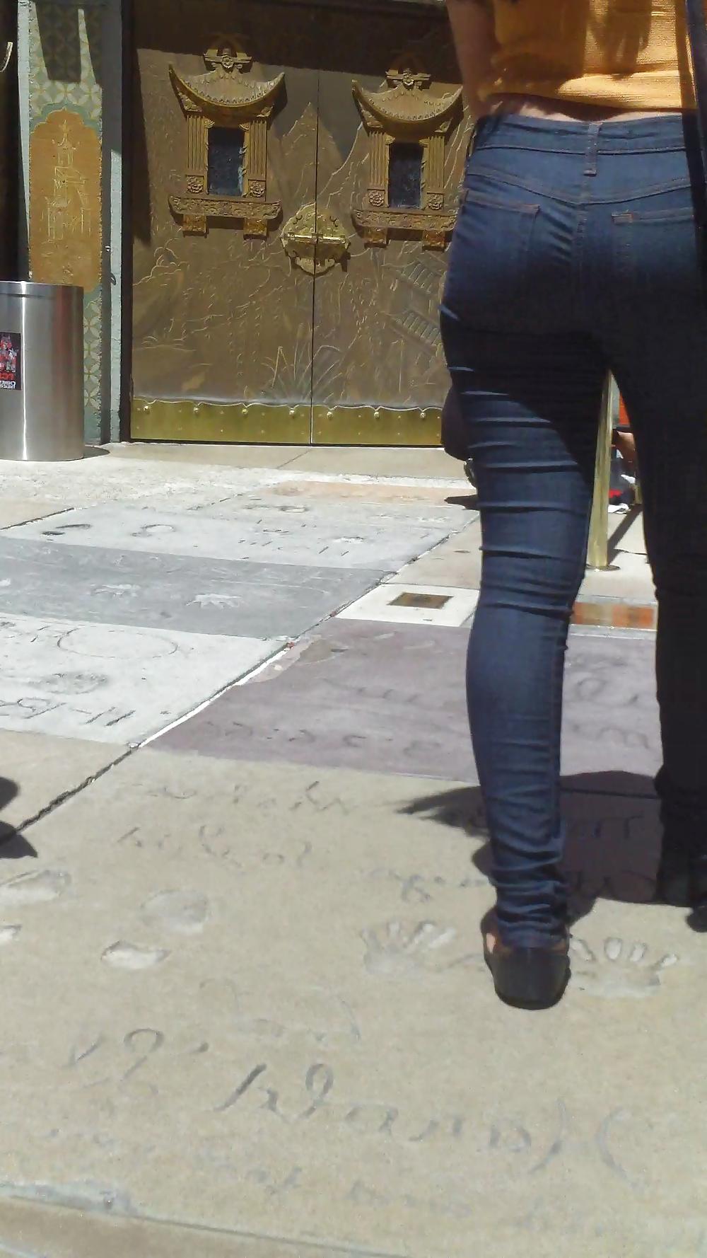 25P Popular teen girls ass & butt in jeans Part 5