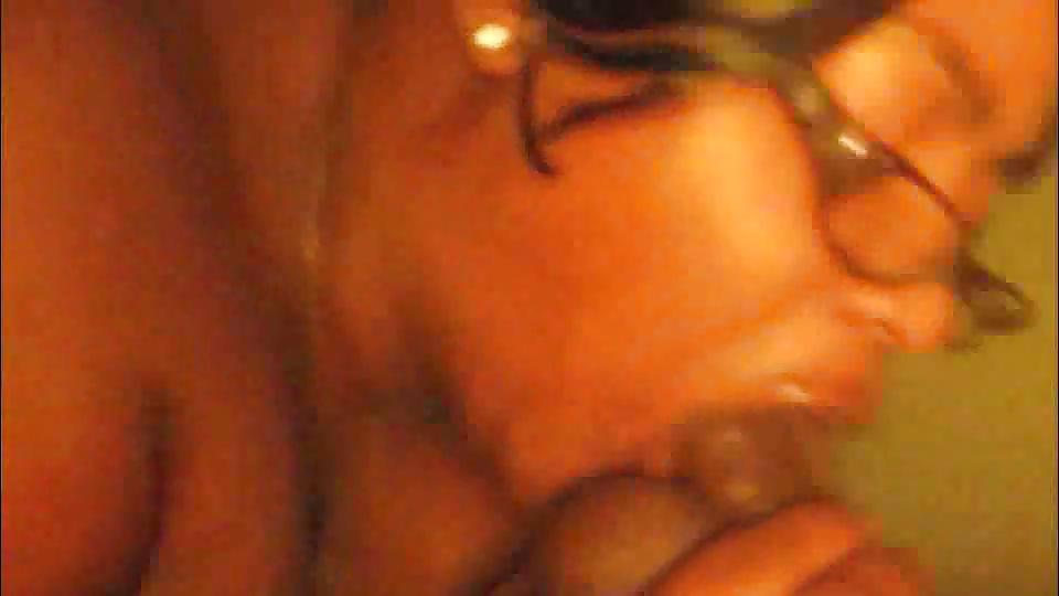 15P Nerdy BBW Tenant was in a bind 