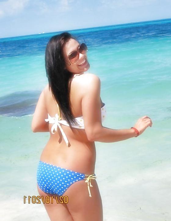 25P Brunette teen amateur non nude